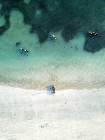 Indonesien, Lombok, Luftaufnahme des Strandes Tanjung Aan, lizenzfreies Stockfoto