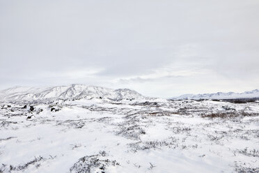 Blick auf eine schneebedeckte Landschaft gegen den Himmel - CAVF51007