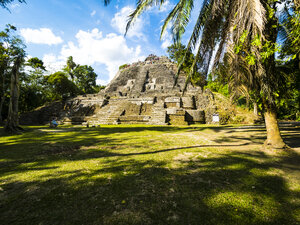 Mittelamerika, Belize, Yucatan-Halbinsel, New River, Lamanai, Maya-Ruine, Hoher Tempel - AMF06120