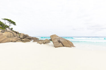 Seychellen, La Digue, Strand Petite Anse - MMAF00687