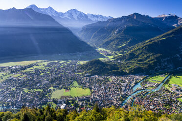 Schweiz, Kanton Bern, Berner Alpen, Blick auf Interlaken, Blick vom Harder Kulm - STSF01776