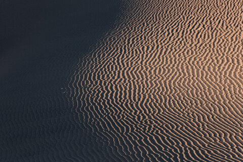 USA, Kalifornien, Death Valley, Death Valley National Park, Mesquite Flat Sanddünen, Vollbild, lizenzfreies Stockfoto