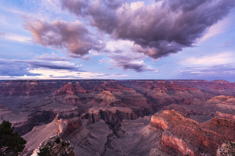 USA, Arizona, Grand Canyon National Park, Grand Canyon am Abend, lizenzfreies Stockfoto