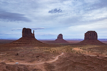 USA, Arizona, Navajo-Nation, Monument Valley - FCF01618