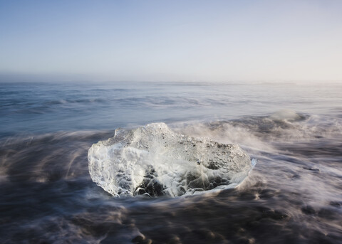 Blick auf die Lagune Jokulsarlon gegen den Himmel, lizenzfreies Stockfoto