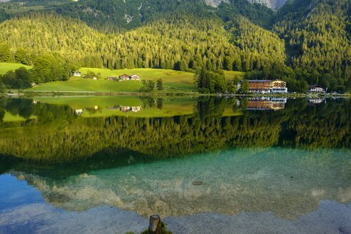 Deutschland, Bayern, Oberbayern, Berchtesgadener Land, Ramsau, Nationalpark Berchtesgaden, Hintersee - LBF02188