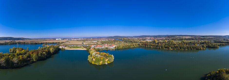 Deutschland, Unterfranken, Miltenberg, Niedernberger Seenplatte, Niedernberg, Seehotel - AMF06191