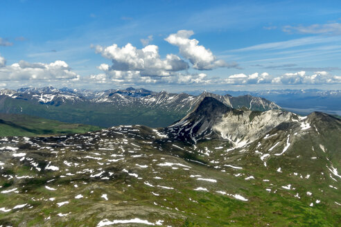 Landschaft mit Alaska Range über Denali National Park, Alaska, USA - AURF07730