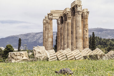 Griechenland, Athen, Olympeion, Tempel des Zeus - MAMF00226
