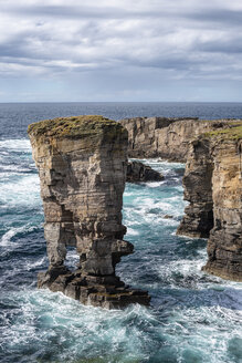 Großbritannien, Schottland, Orkney, Mainland, Sandwick, Meeresstapel Yesnaby - ELF01941