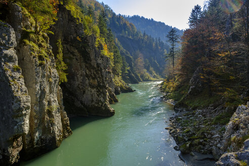 Österreich, Tirol, Chiemgau, bei Schleching, Tiroler Ache, Entenlochklamm - LBF02257