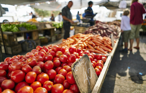 Uruguay, Montevideo, Gemüse auf einem Markt - SSCF00003