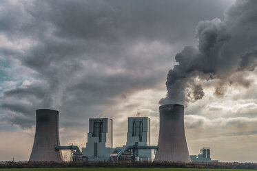 Germany, Grevenbroich, modern brown coal power station - FRF00782