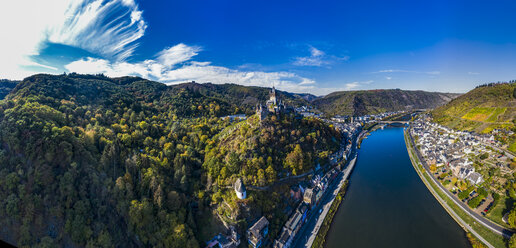 Germany, Rhineland-Palatinate, Cochem, Moselle river, Cochem Imperial castle - AMF06241