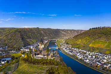 Germany, Rhineland-Palatinate, Cochem, Moselle river, Cochem Imperial castle - AMF06244