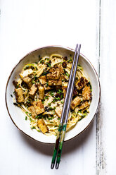 Vegan sesame peanut stir fry with zoodles and tofu - SBDF03859