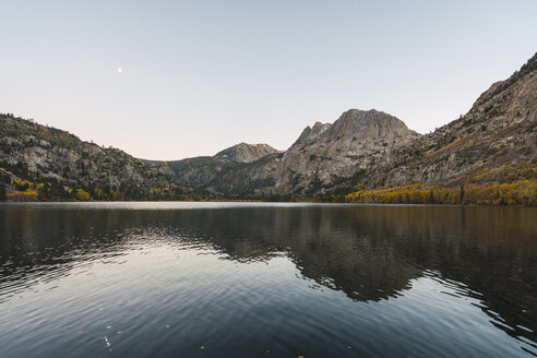 USA, Kalifornien, Yosemite-Nationalpark, Mammoth Lakes, Silver Lake - KKAF03022