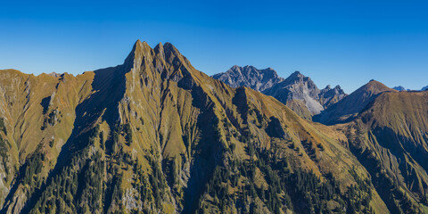 Deutschland, Bayern, Allgäuer Alpen, Panoramablick vom Kegelkopf nach Höfats, lizenzfreies Stockfoto
