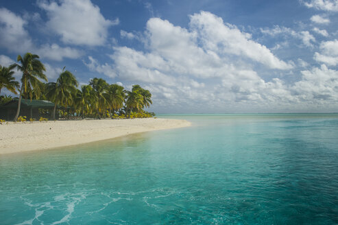 Cookinseln, Rarotonga, Lagune von Aitutaki, weißer Sandstrand und Palmenstrand - RUNF00291