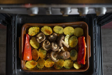 Mixed vegetables to be baked in the oven - AFVF02060