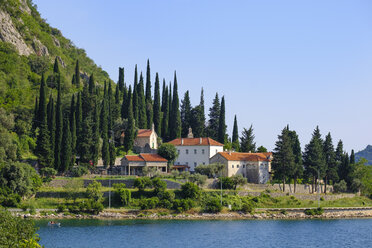 Montenegro, Bucht von Kotor, Risan, Banja-Kloster - SIEF08164