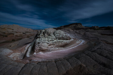 Blick von oben auf Felsformationen im Marble Canyon gegen den Himmel - CAVF57678