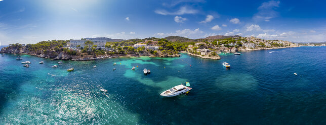 Spain, Balearic Islands, Mallorca, Region Calvia, Costa de la Calma, Peguera, Cala Fornells, coast and nature harbour - AMF06351