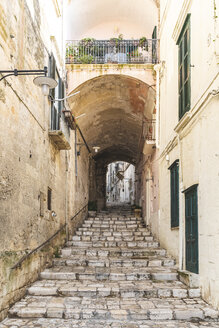 Italien, Basilikata, Matera, Altstadt, Gasse - WPEF01175