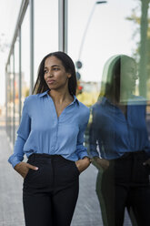 Businesswoman wearing blue blouse - MAUF01863