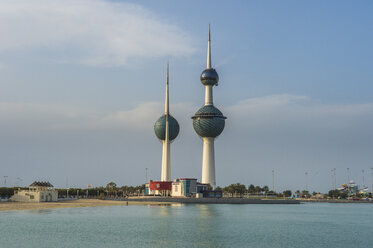 Arabien, Kuwait, Kuwait-Stadt, Kuwait Towers - RUNF00353
