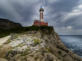 Italien, Kampanien, Capri, Punta Carena, Leuchtturm Faro Di Punta Carena - AMF06362