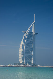 UAE, Dubai, Burj al Arab Hotel - RUNF00377