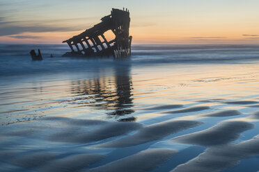 Wreck of the Peter Iredale against sky during sunset - CAVF60201