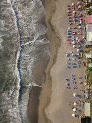Indonesien, Bali, Luftaufnahme von Berawa Beach - KNTF02539