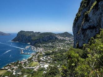 Italy, Campania, Gulf of Naples, View to Capri - AMF06420