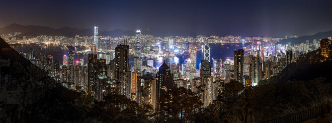 Hong Kong, Causeway Bay, panorama cityscape at night - DAWF00787