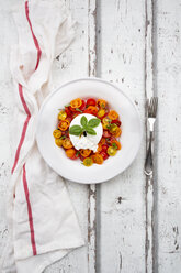 Teller mit Tomatensalat und Burrata - LVF07598