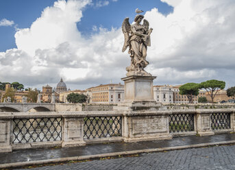 Italy, Rome, Ponte Sant'Angelo - HAMF00540