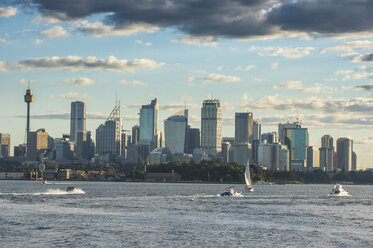 Australia, New South Wales, Sydney, Skyline - RUNF00434