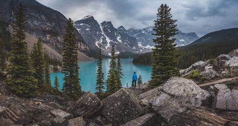 Moraine Lake, Banff National Park, Alberta, Kanada - AURF08056