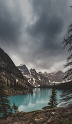 Moraine Lake, Banff National Park, Alberta, Kanada - AURF08057