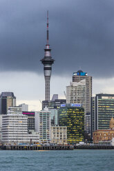 New Zealand, Auckland, Skyline and Sky Tower - RUNF00462