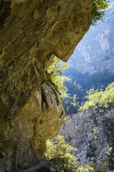 Montenegro, Kolasin, Mrtvica Canyon, way under rock - SIEF08248