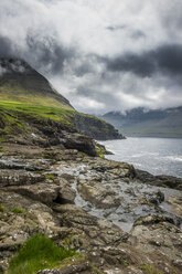 Denmark, Faroe islands, Vidoy, Little creek in Vidareidi - RUNF00549