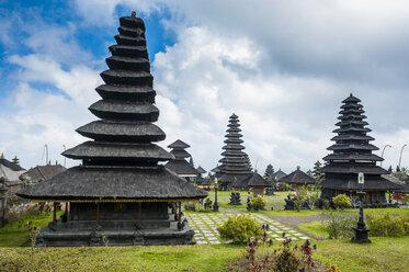 Indonesia, Bali, Pura Besakih temple complex - RUNF00574