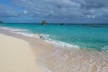 Bermuda, Jobson Bay, Weißer Sandstrand - RUNF00667