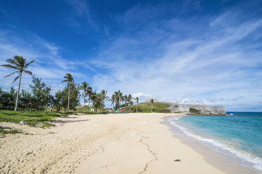 Bermuda, St. George's, Fort St. Catherine and the white sand beach - RUNF00682