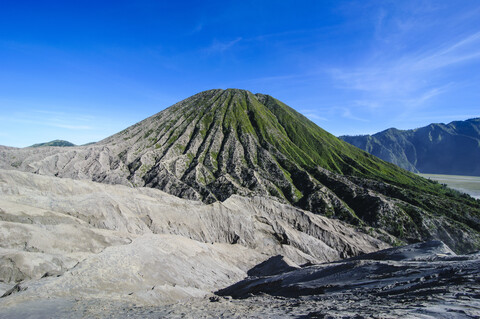 Indonesien, Java, Bromo-Tengger-Semeru-Nationalpark, Krater des Mount Bromo, lizenzfreies Stockfoto