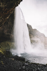 Island, Seljalandsfoss Wasserfall - DAMF00032