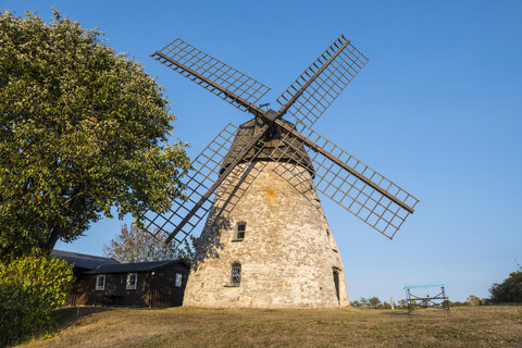 Schweden, Öland, Windmühle, lizenzfreies Stockfoto